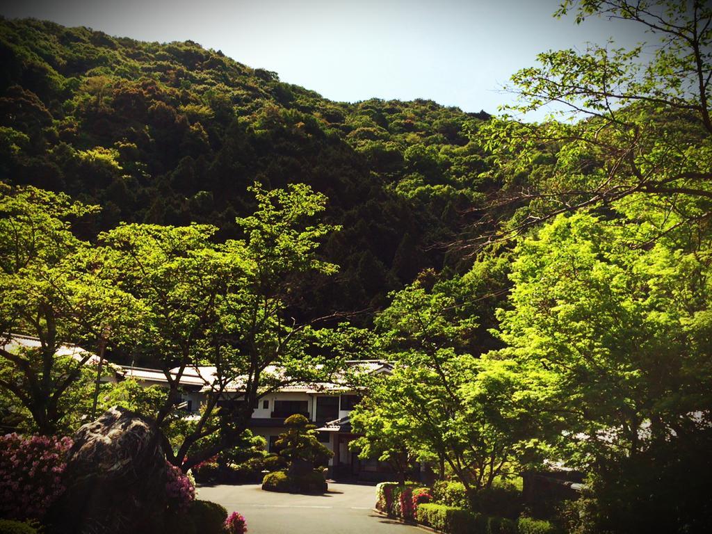 โอกุมิซุมะ ออนเซน Hotel Kaizuka ภายนอก รูปภาพ