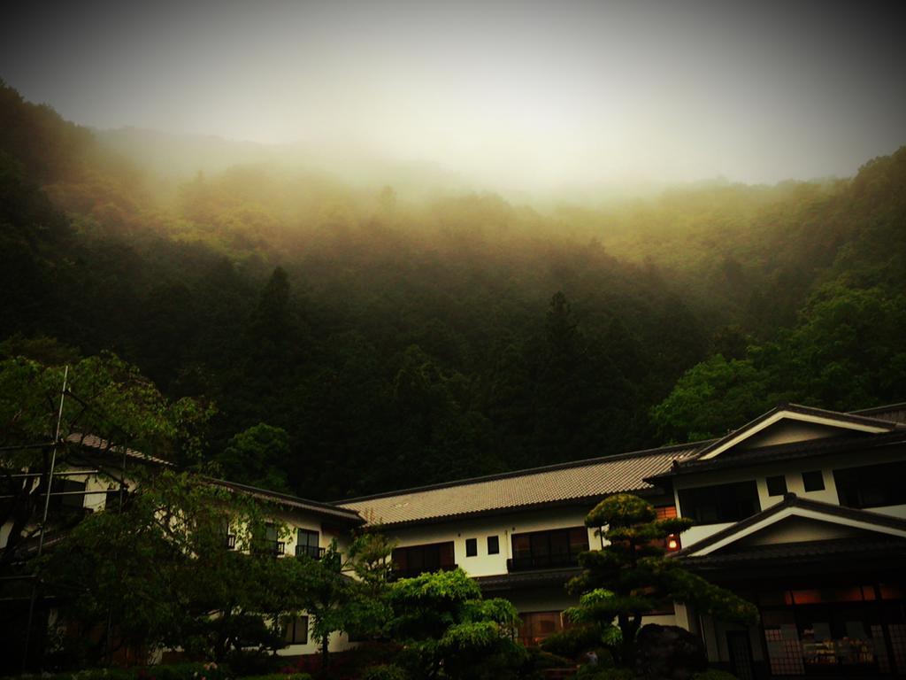 โอกุมิซุมะ ออนเซน Hotel Kaizuka ภายนอก รูปภาพ