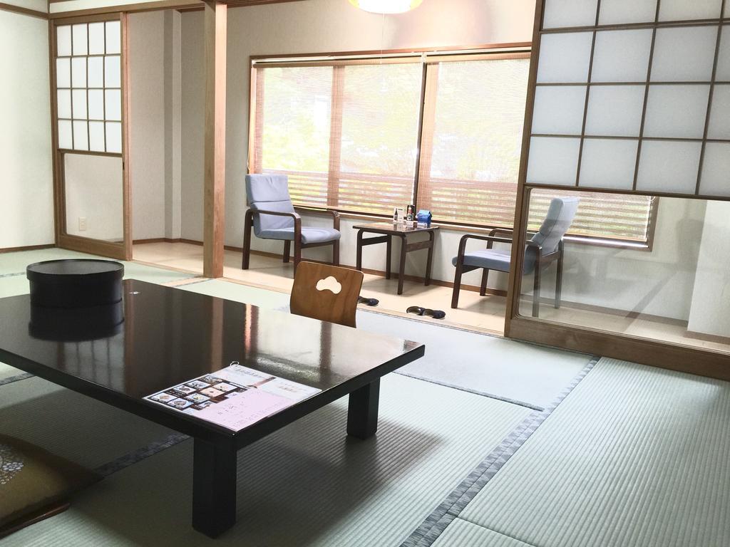 โอกุมิซุมะ ออนเซน Hotel Kaizuka ภายนอก รูปภาพ